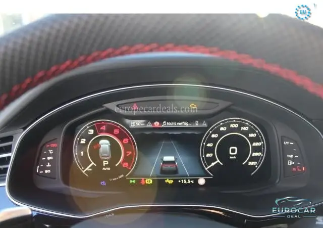Audi RSQ8