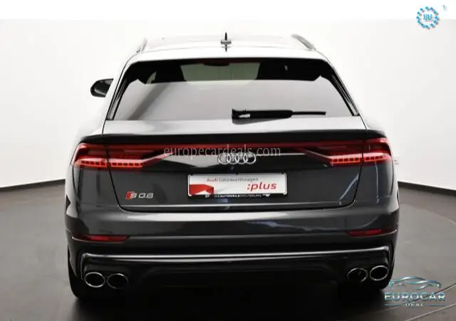 Audi SQ8