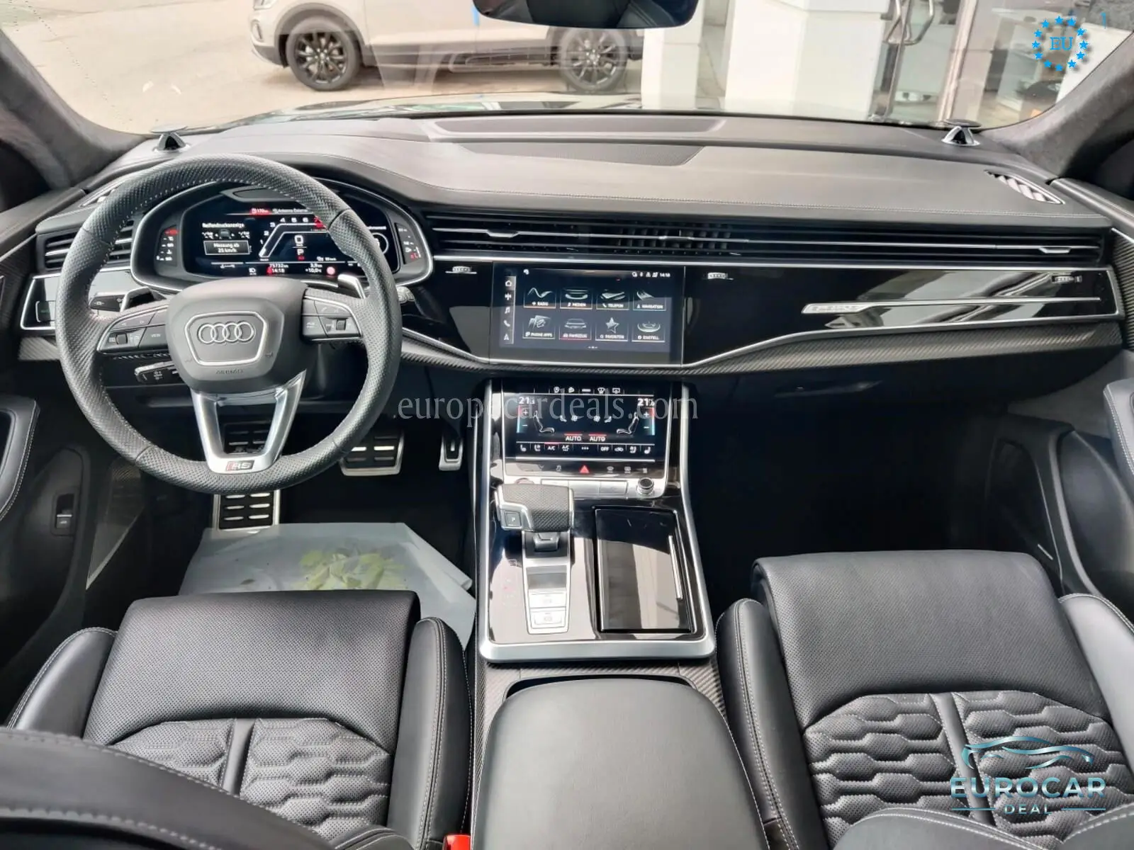 Audi RSQ8