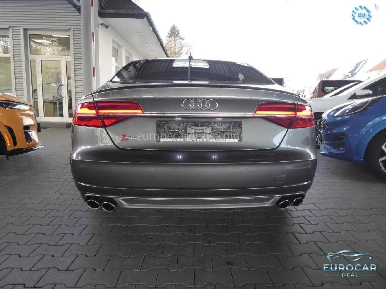 Audi S8