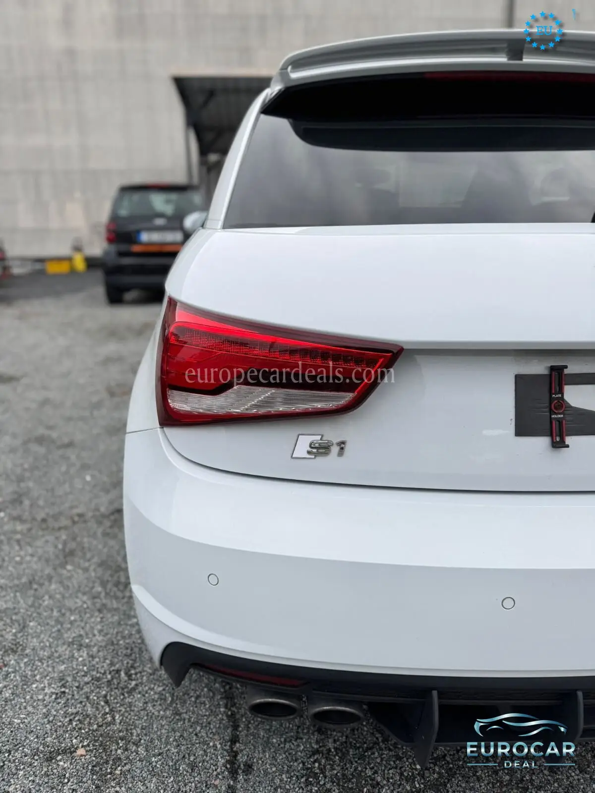 Audi S1