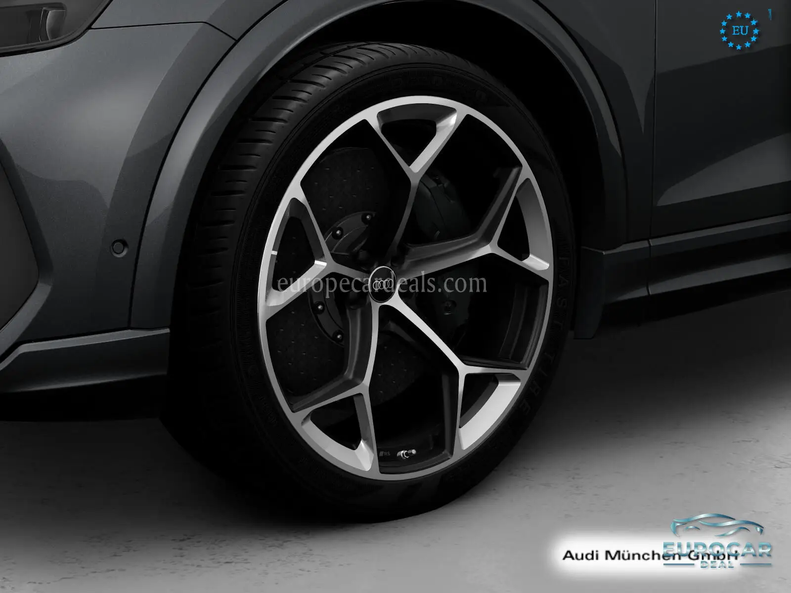 Audi RSQ8