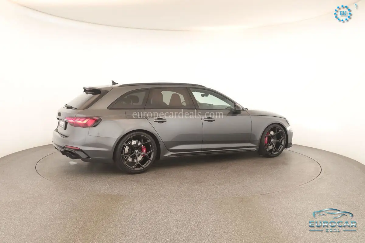 Audi RS4