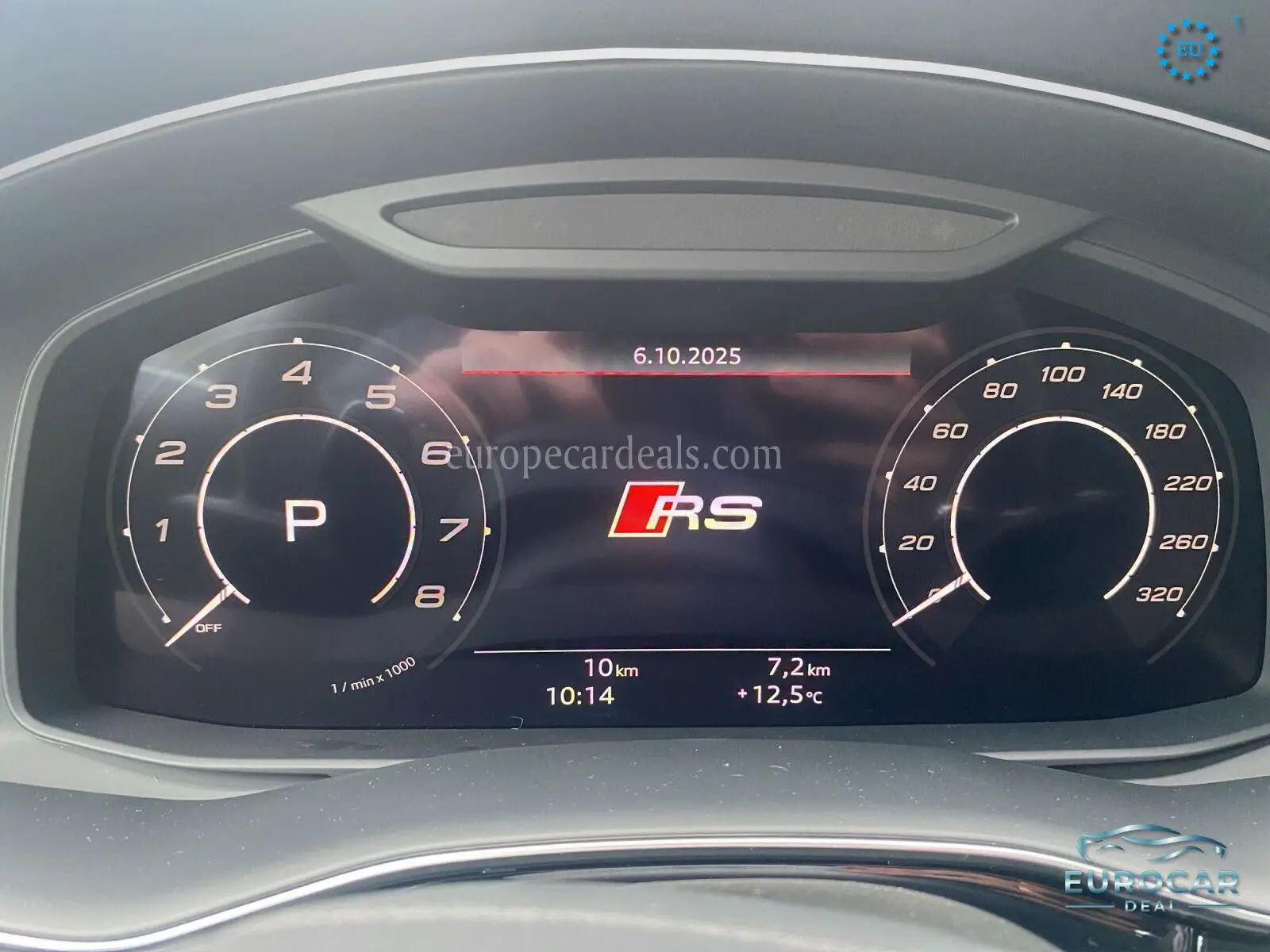 Audi RSQ8