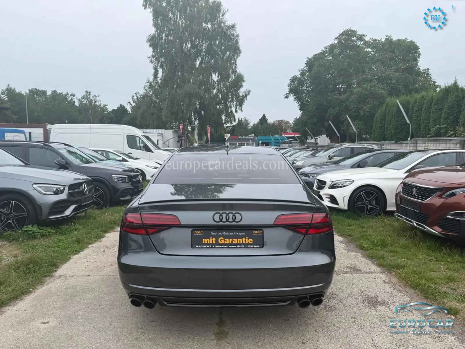 Audi S8