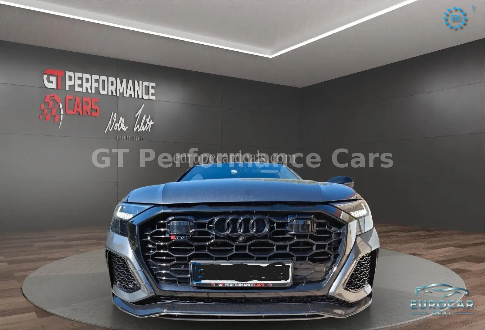 Audi RSQ8