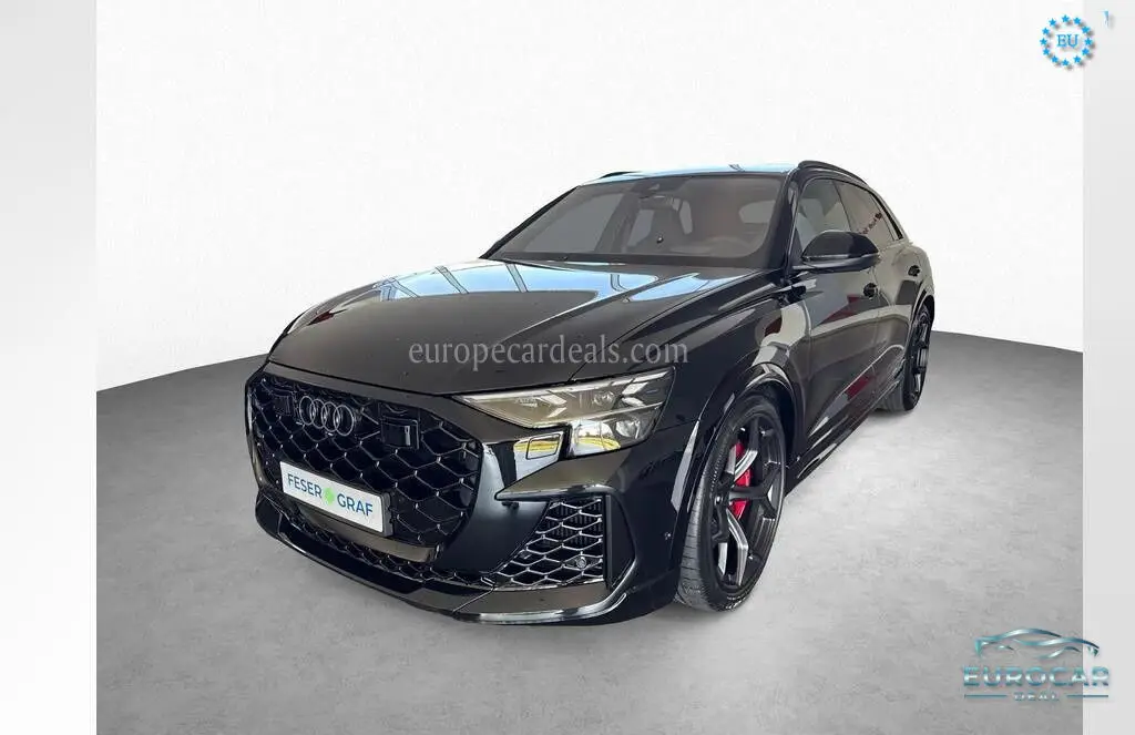 Audi RSQ8
