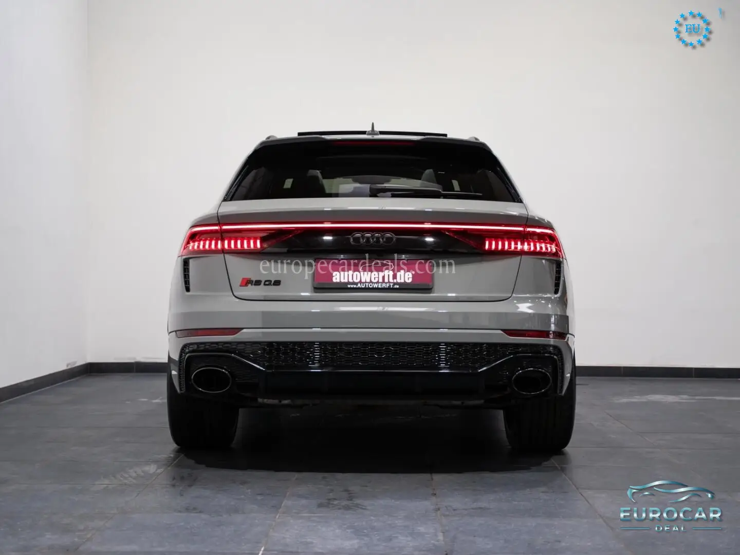 Audi RSQ8