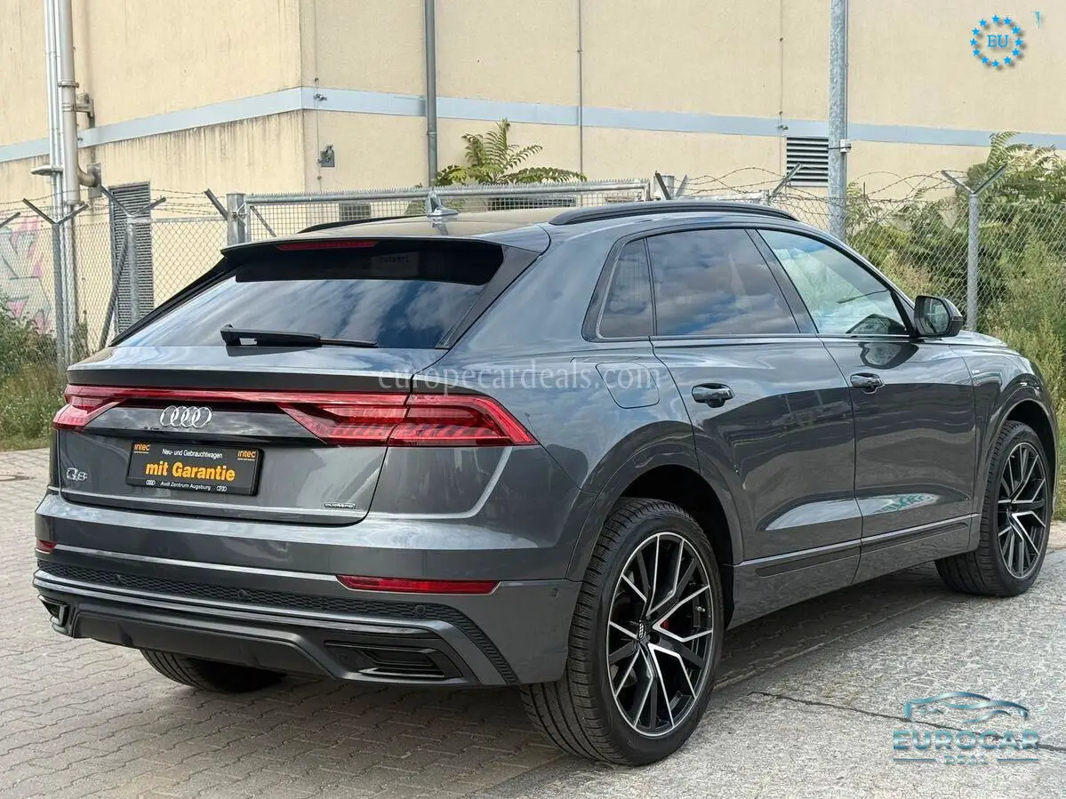 Audi Q8