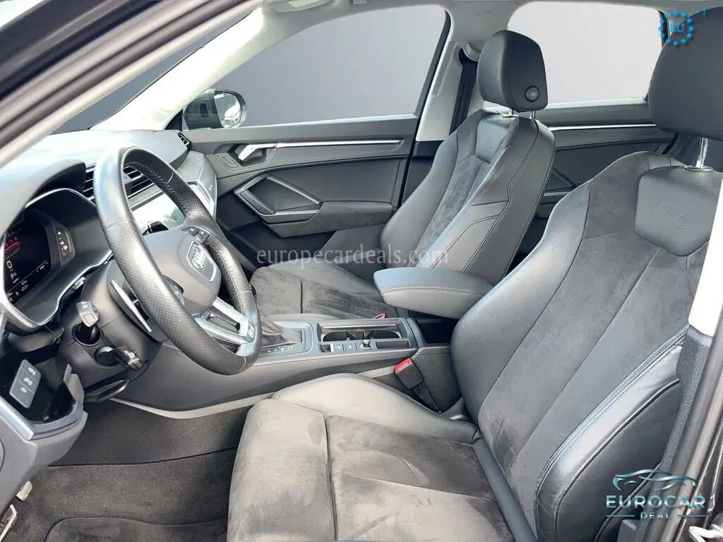 Audi RSQ3