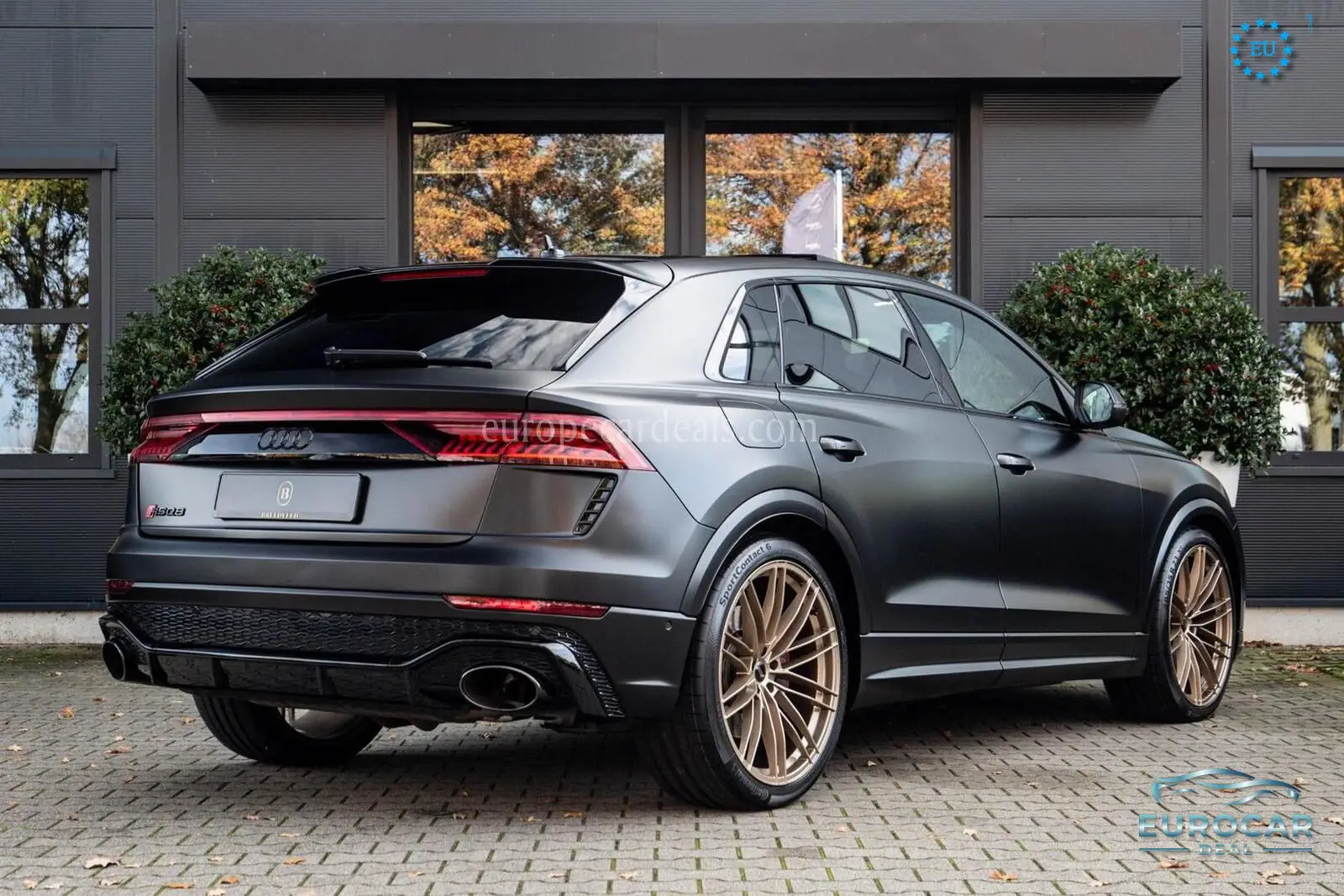 Audi RSQ8