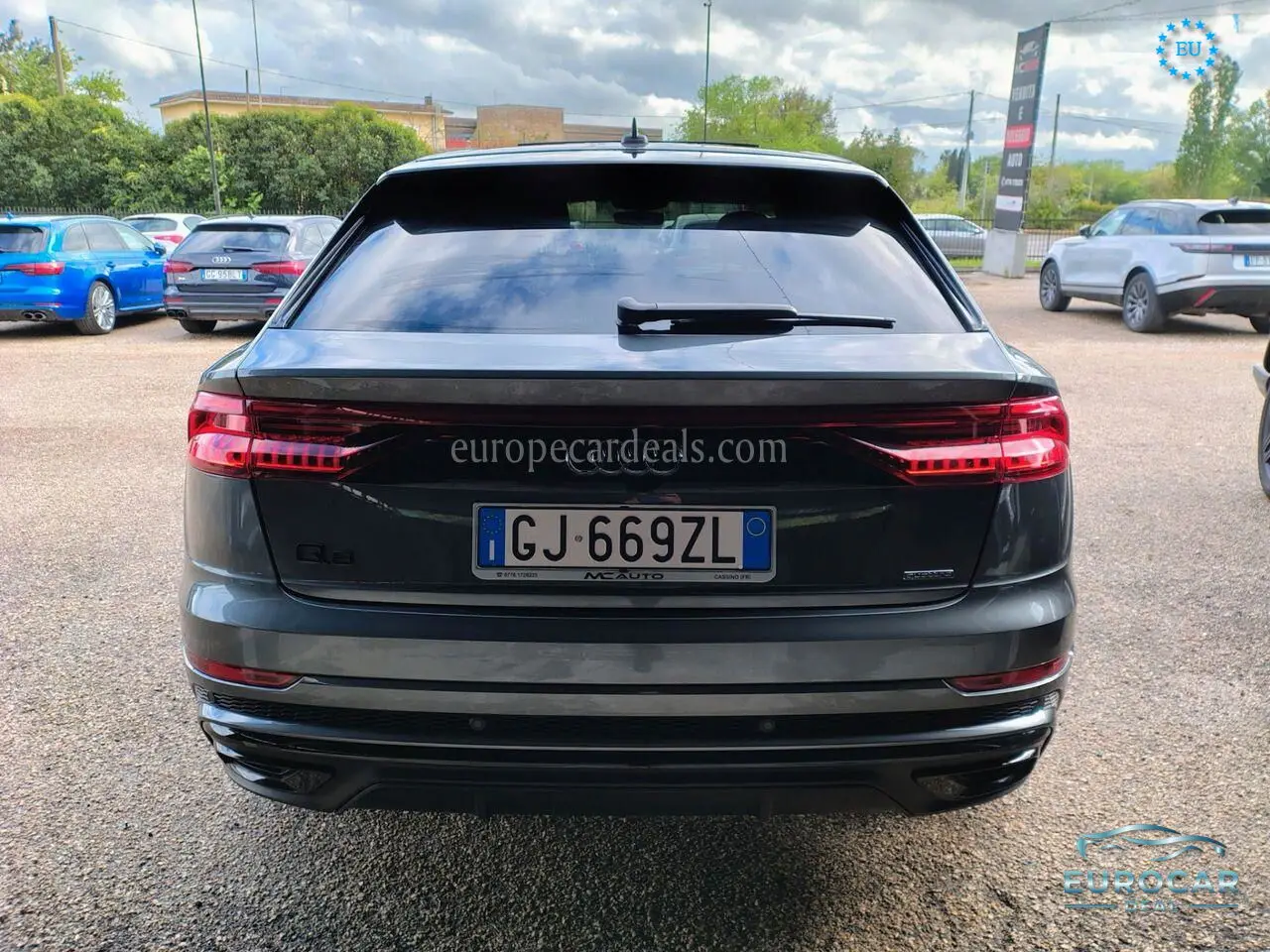 Audi Q8