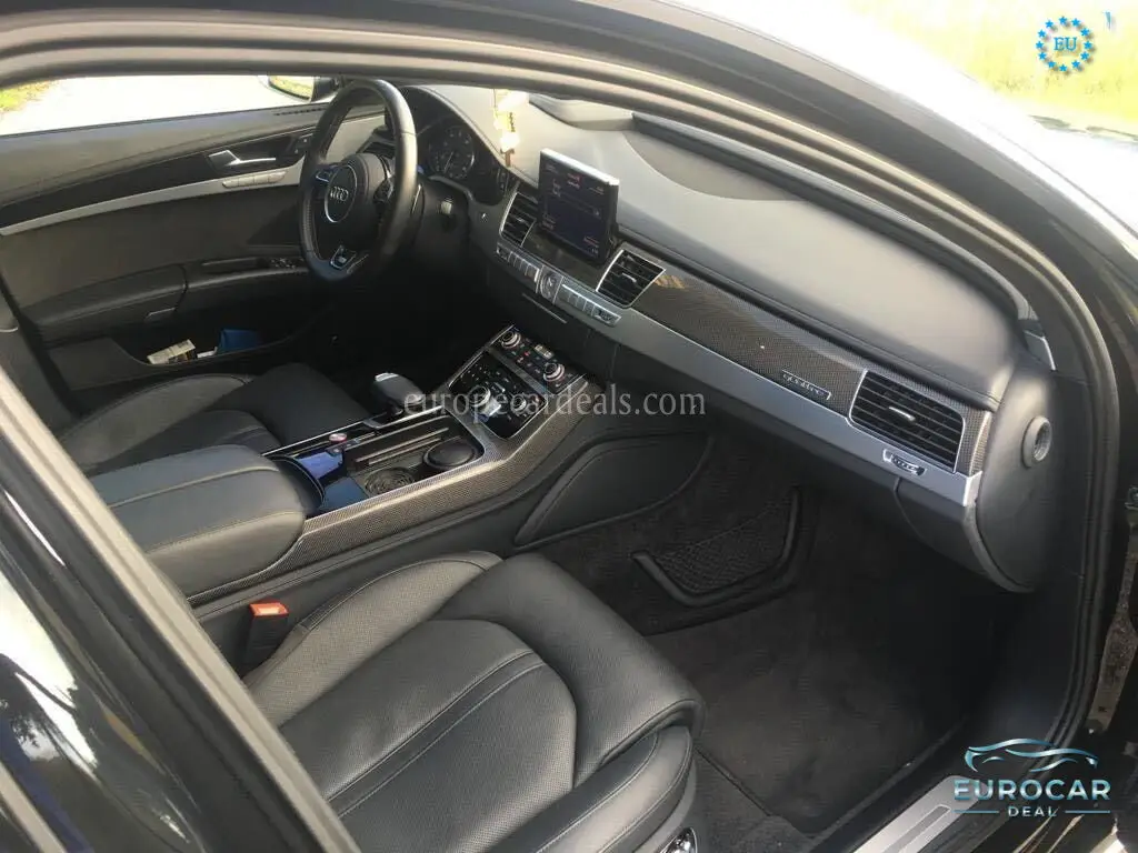 Audi S8