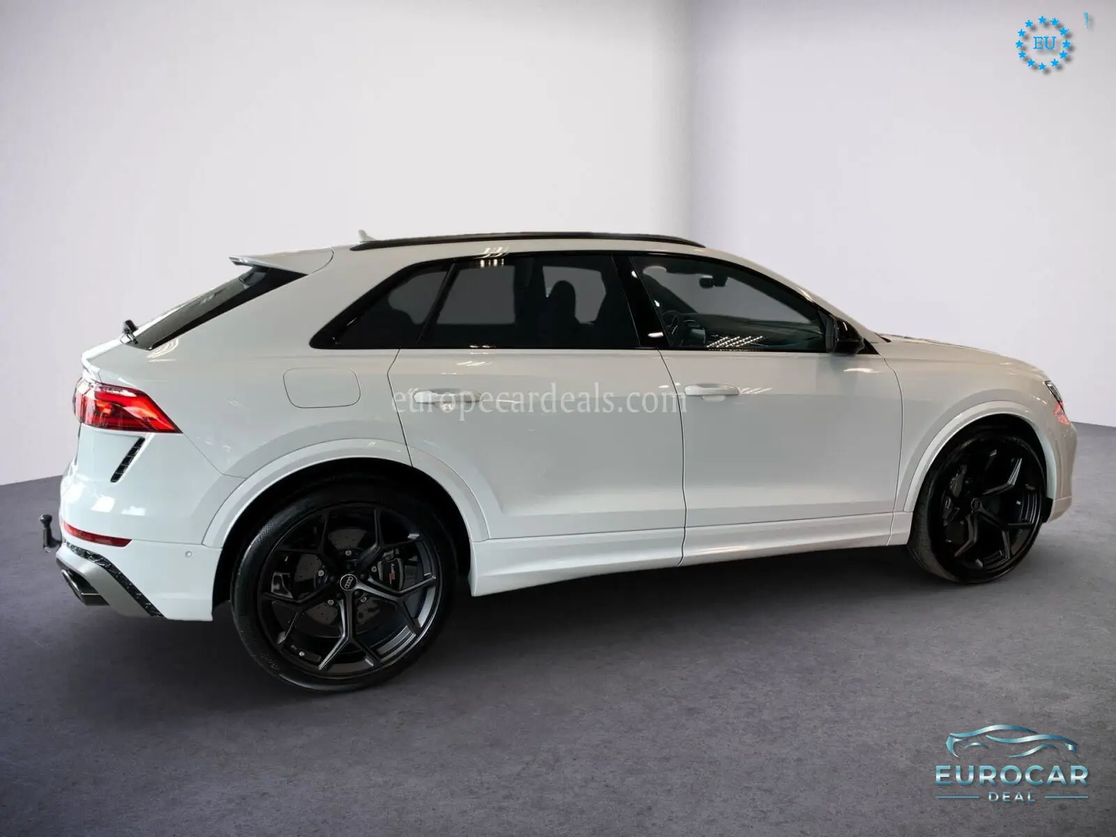 Audi RSQ8