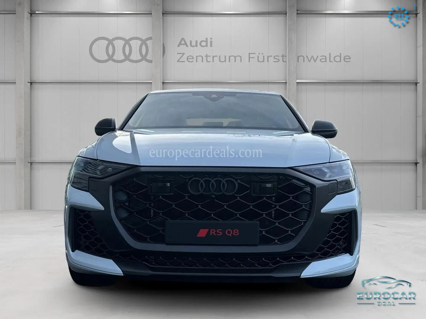 Audi RSQ8