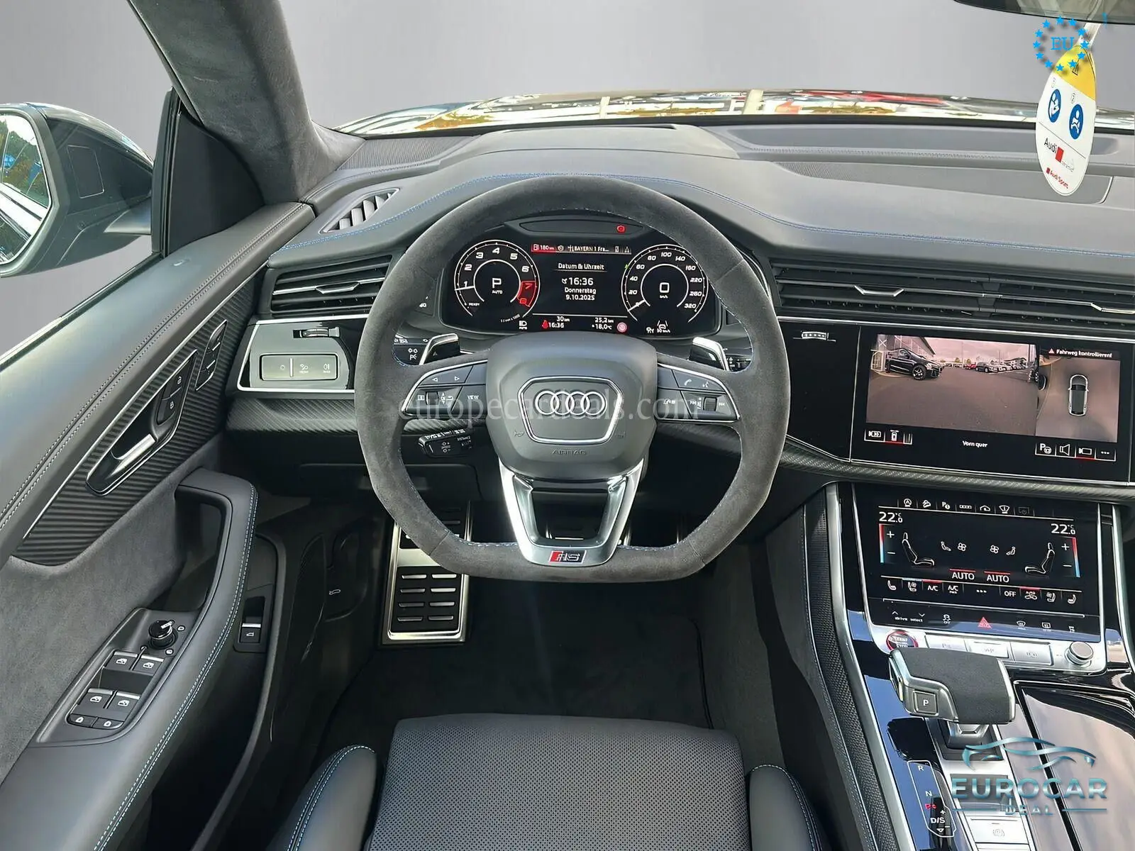 Audi RSQ8
