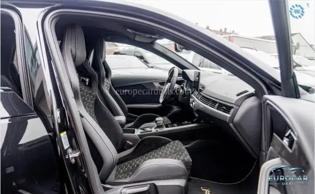 Audi RS4