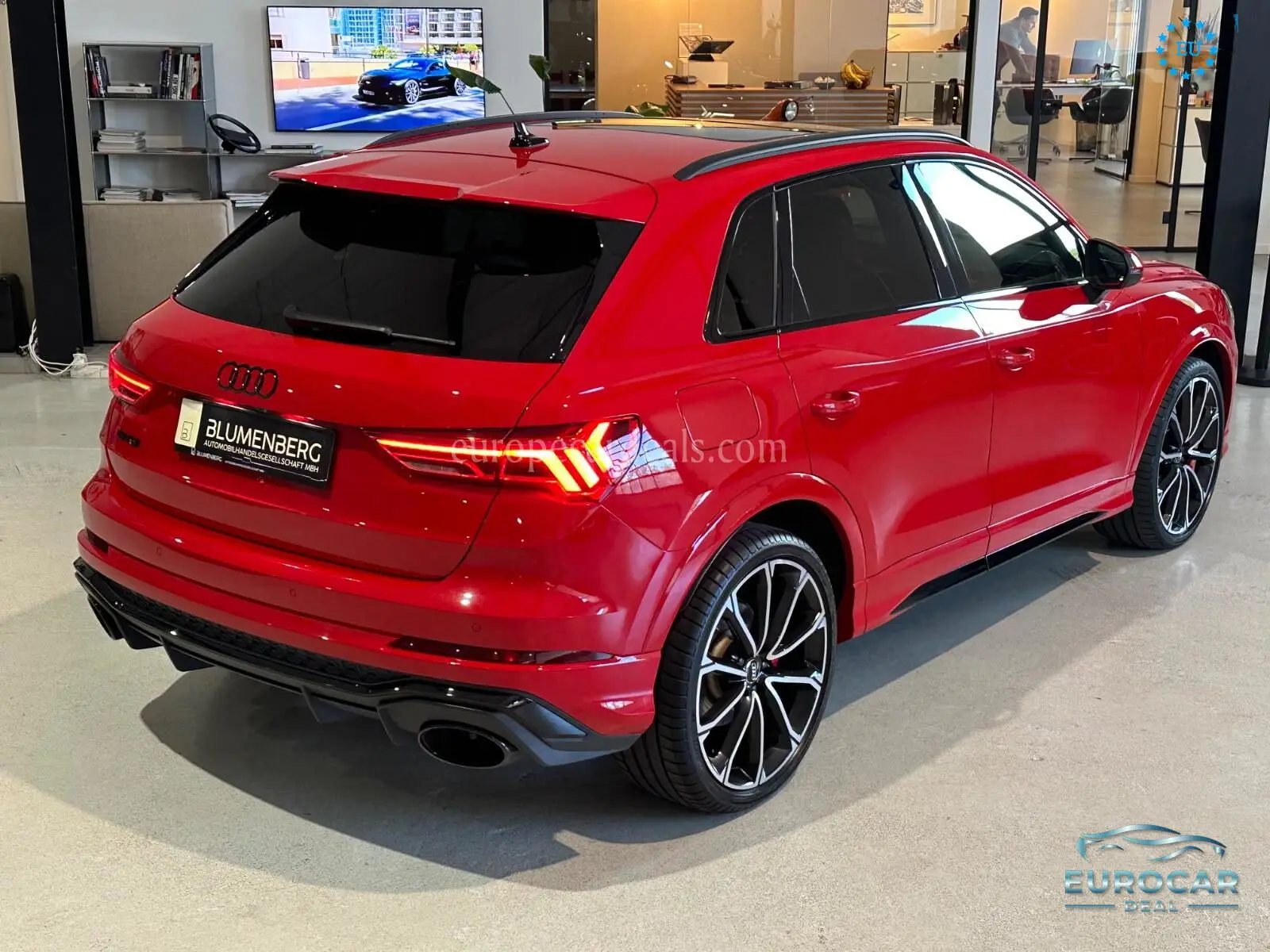Audi RSQ3