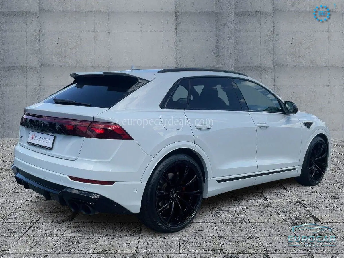 Audi SQ8