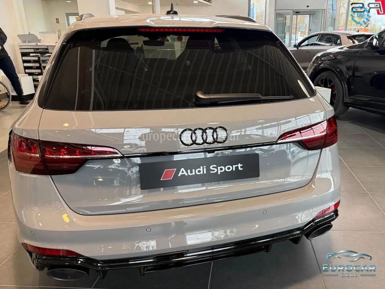 Audi RS4