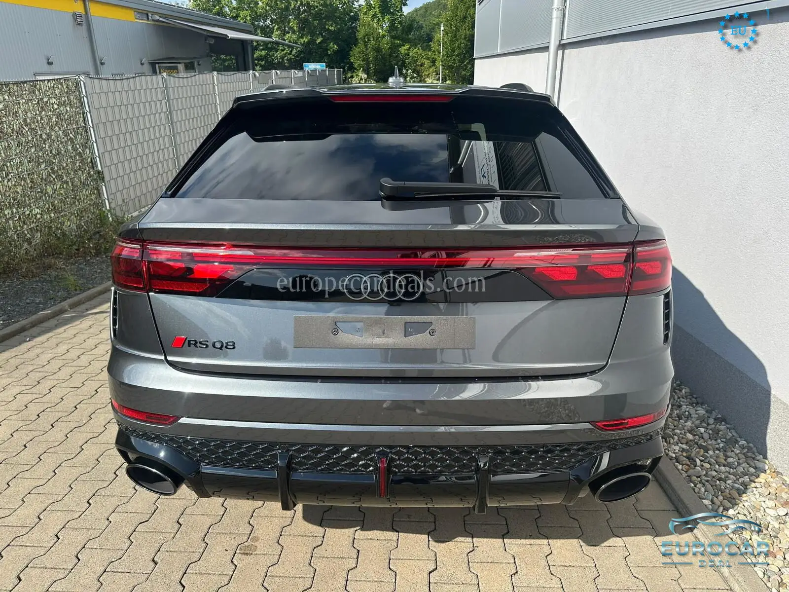 Audi RSQ8