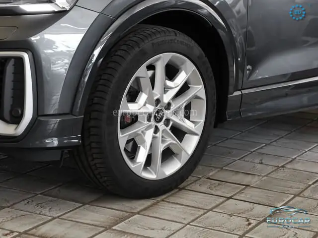 Audi SQ2