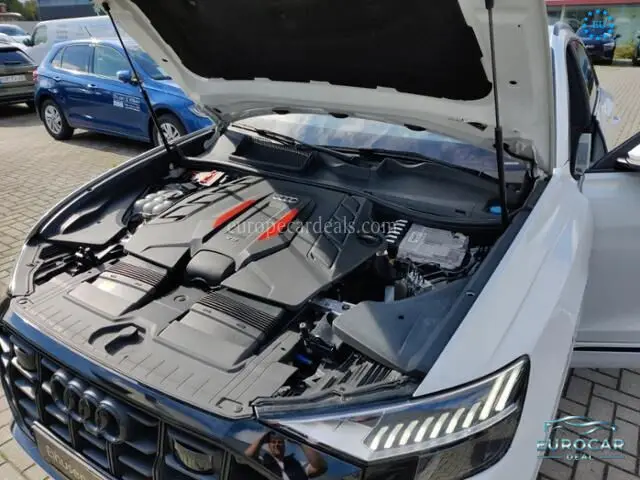 Audi SQ8