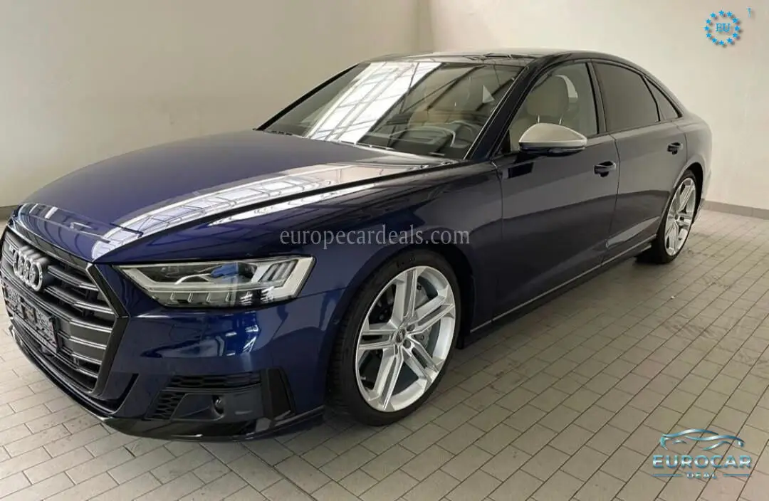 Audi S8