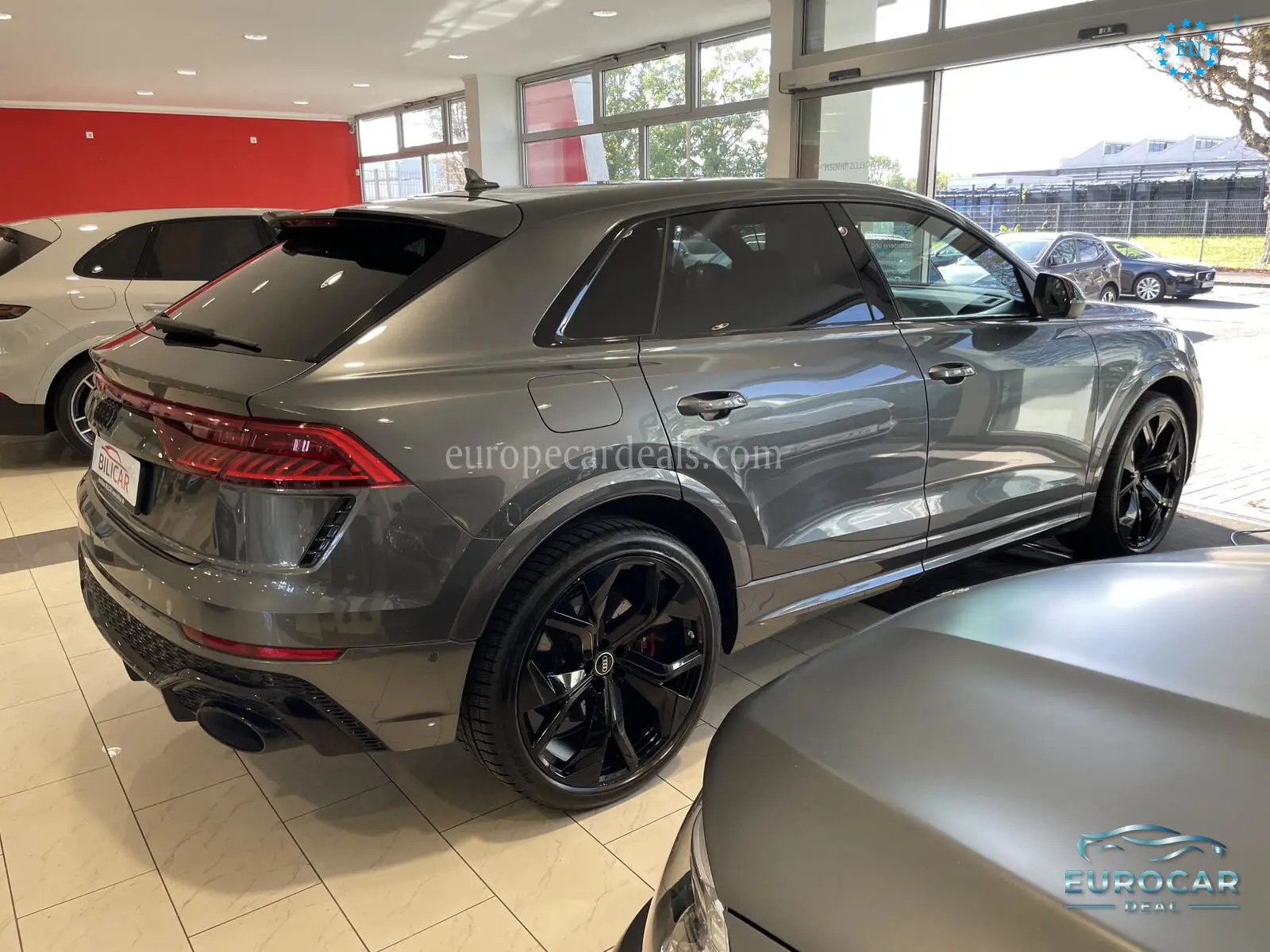 Audi RSQ8