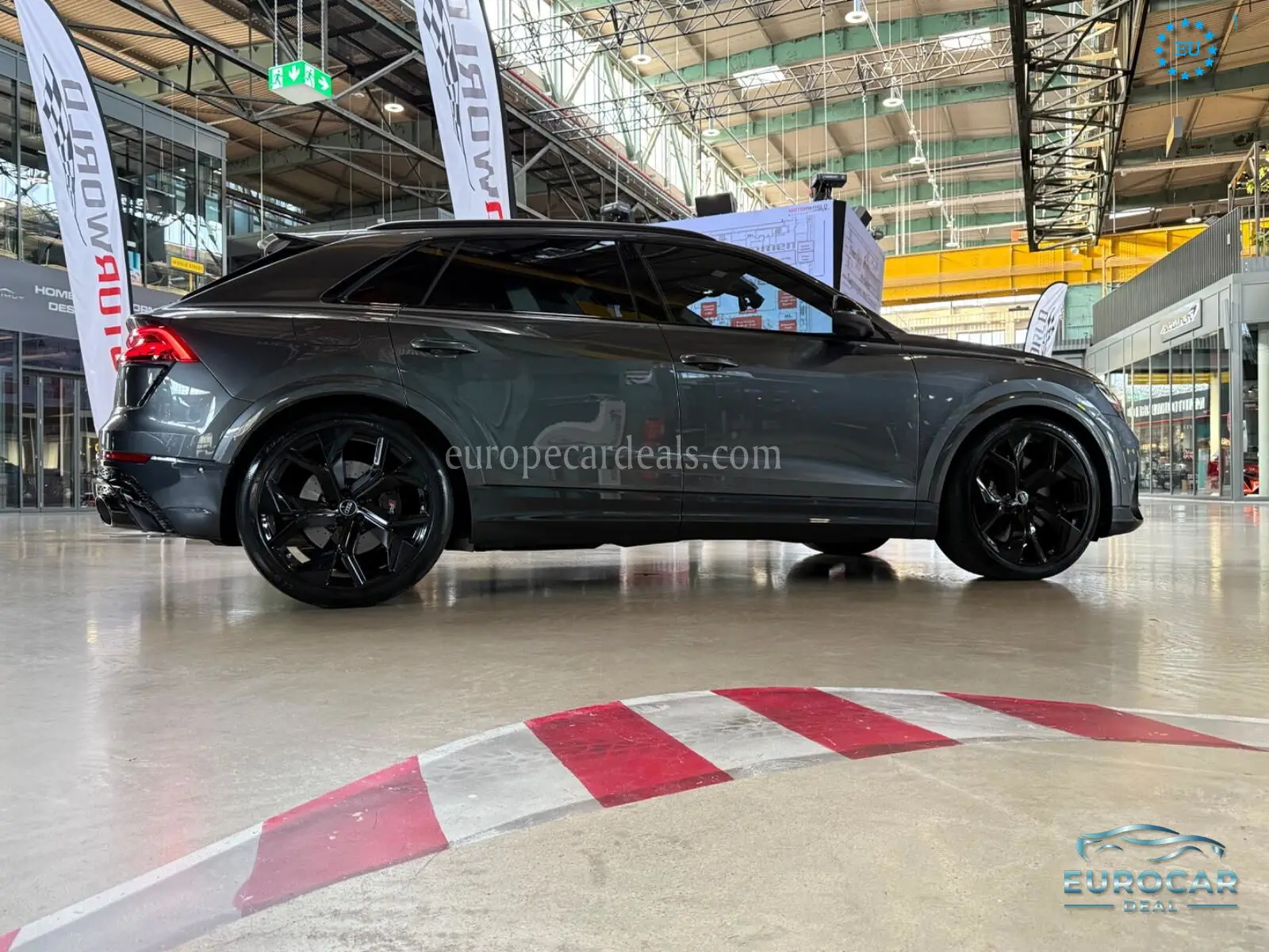 Audi RSQ8