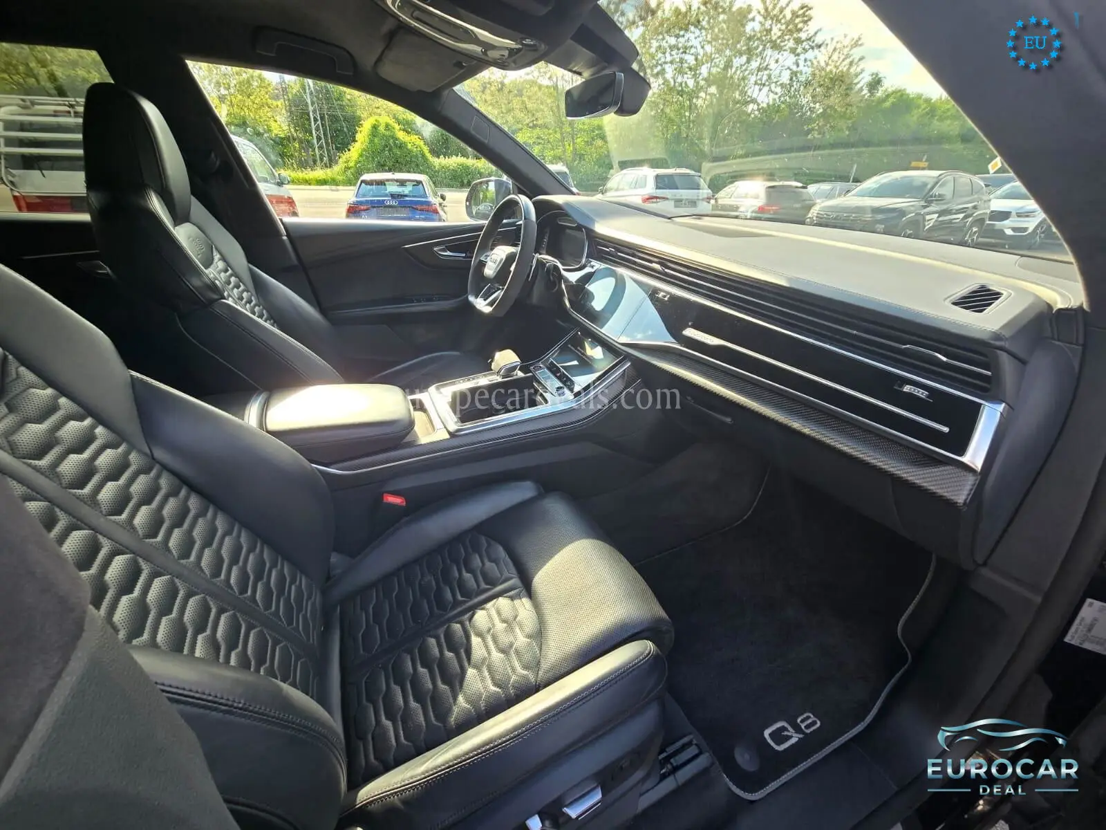 Audi RSQ8