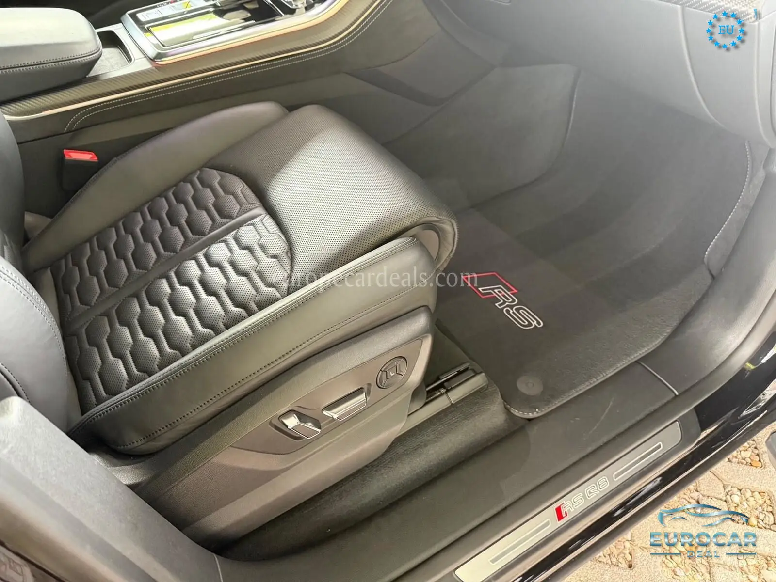Audi RSQ8