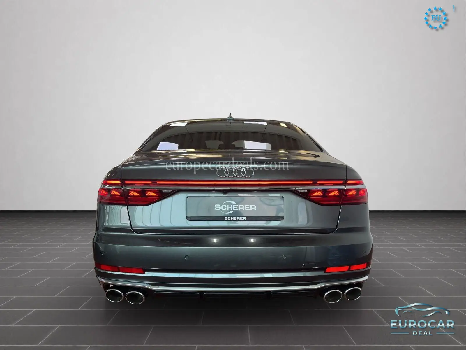 Audi S8