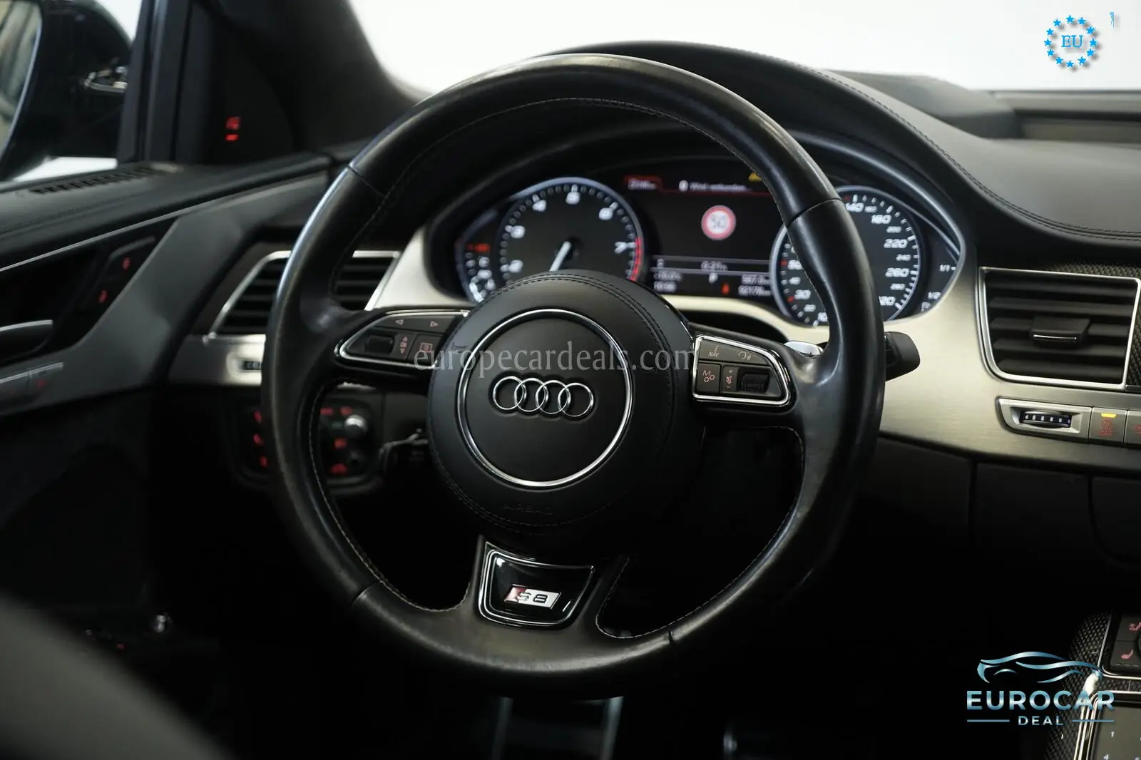 Audi S8
