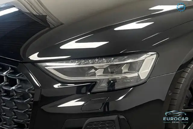 Audi S8