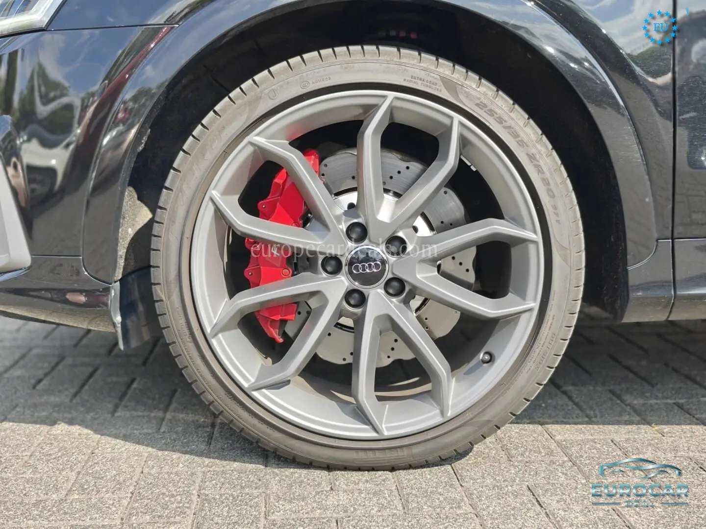 Audi RSQ3
