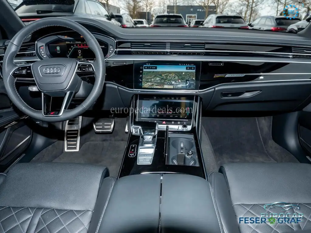 Audi S8