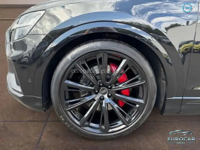 Audi SQ8