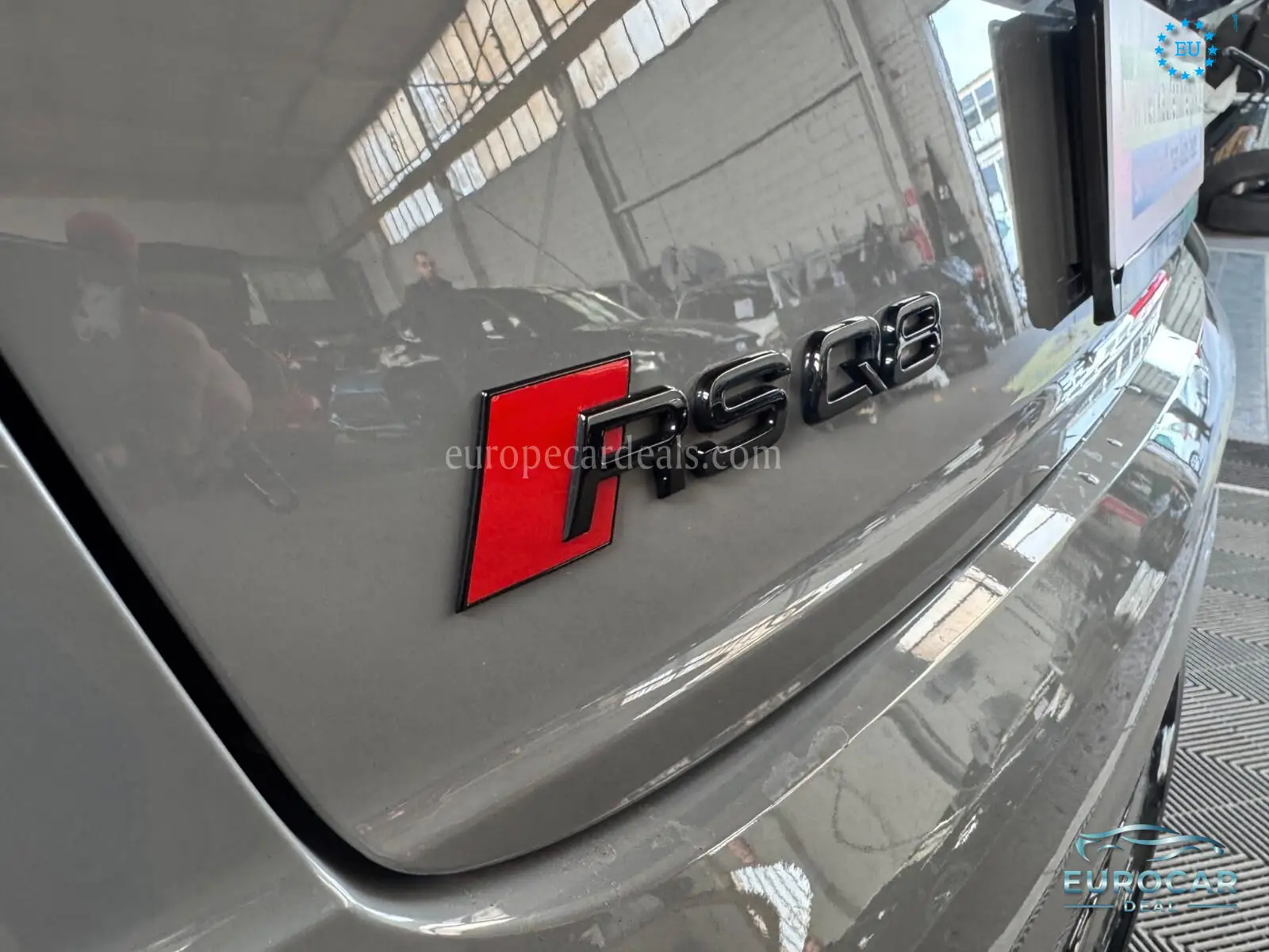 Audi RSQ8