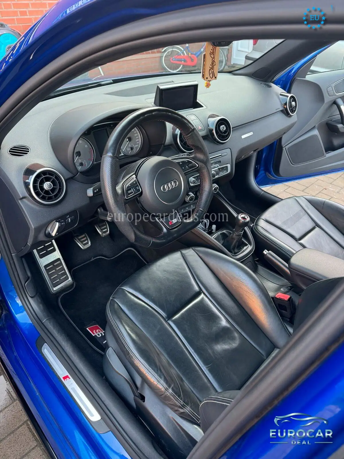 Audi S1