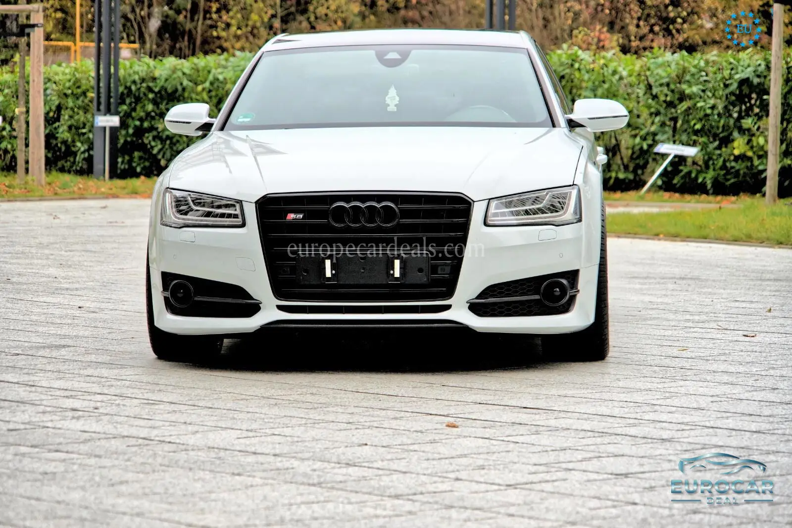 Audi S8