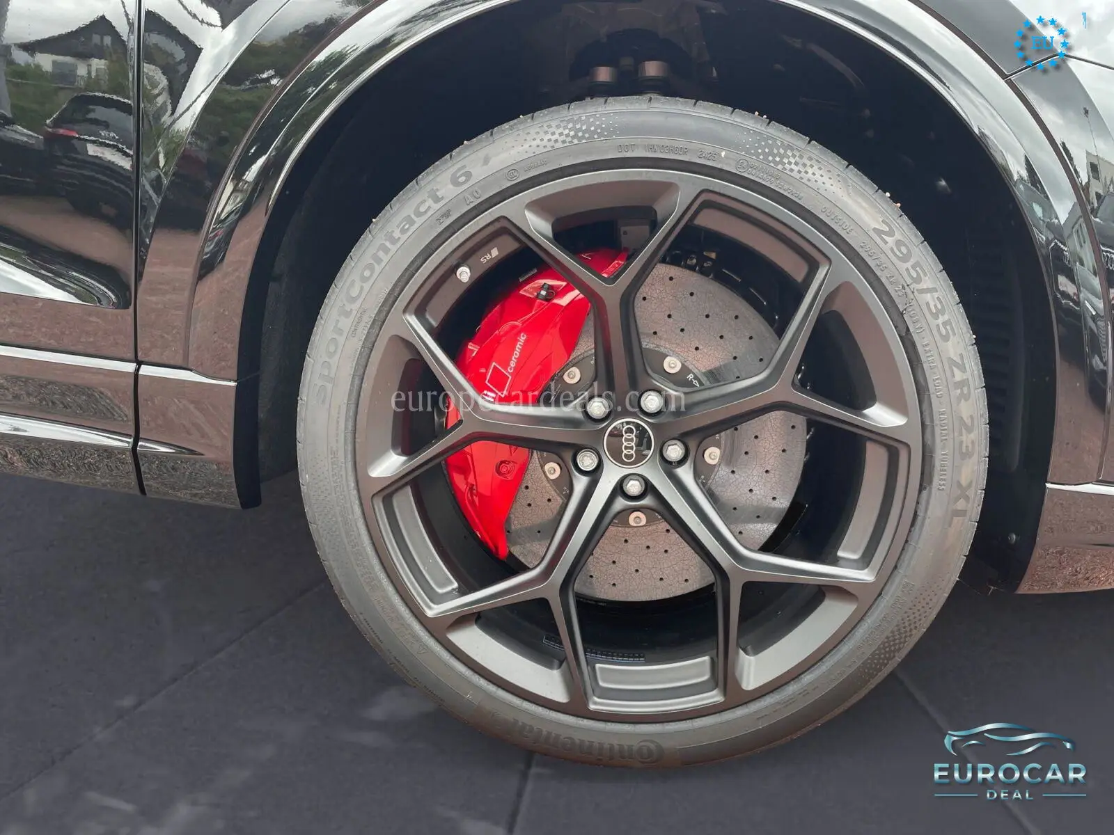 Audi RSQ8