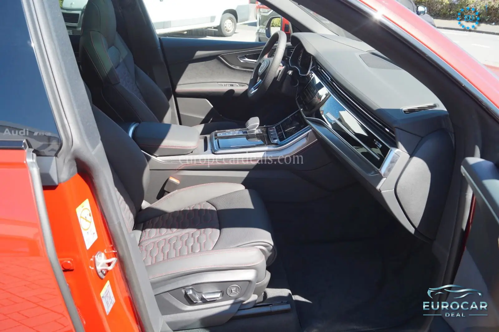 Audi RSQ8