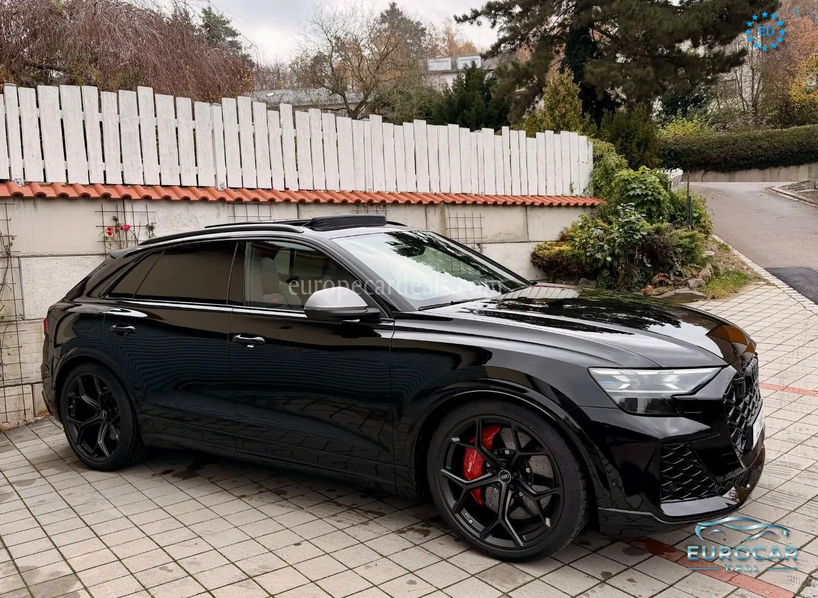 Audi RSQ8