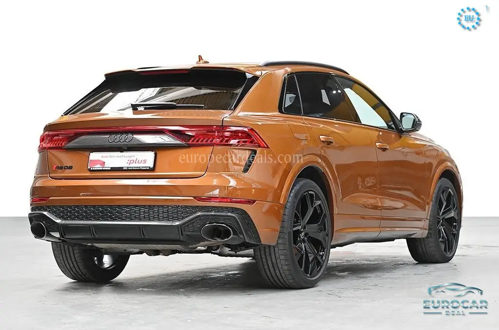Audi RSQ8