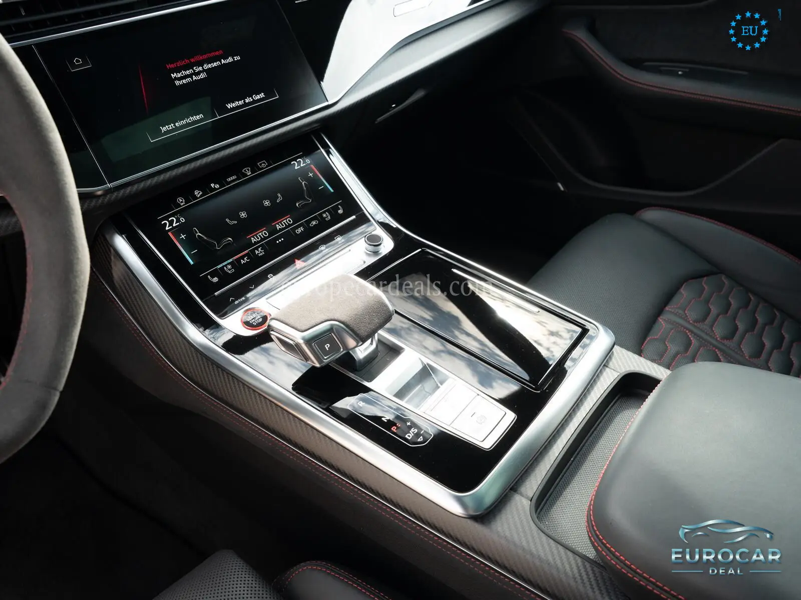 Audi RSQ8
