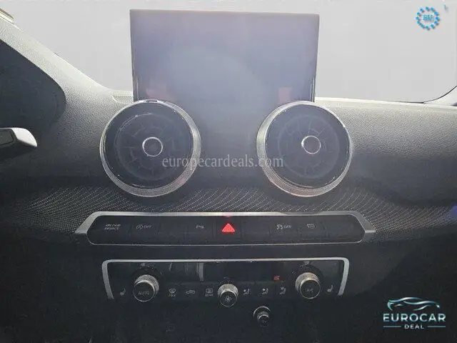 Audi SQ2