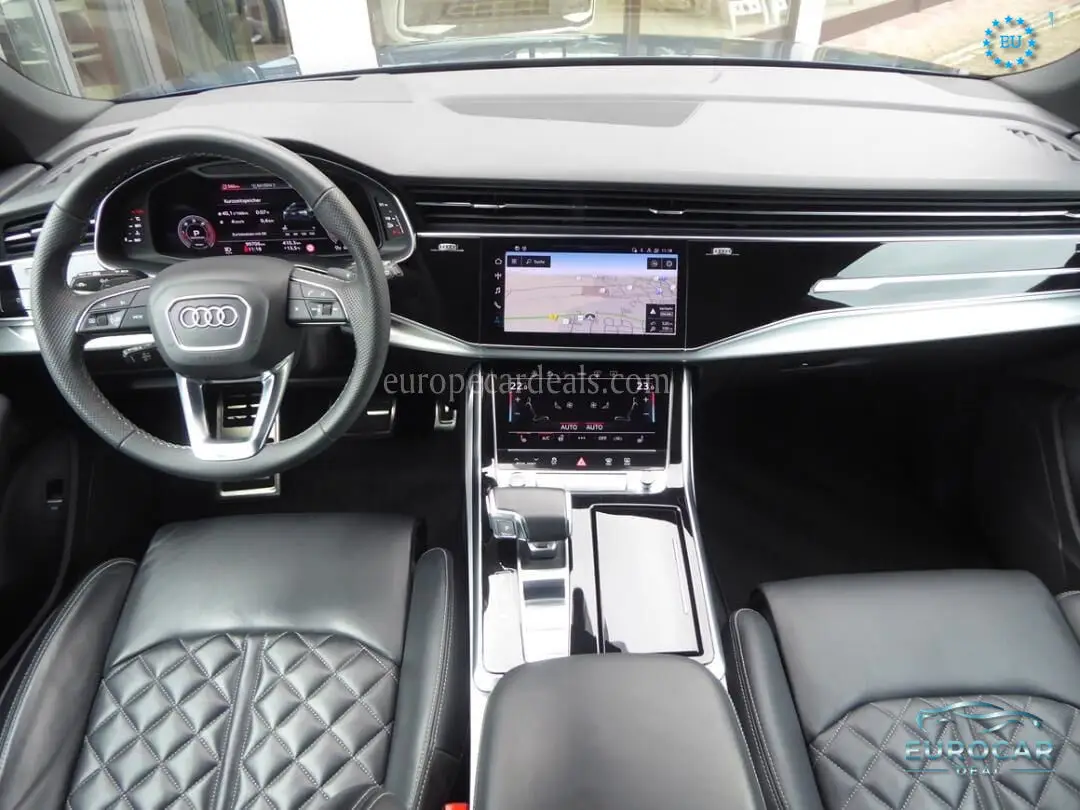 Audi Q8