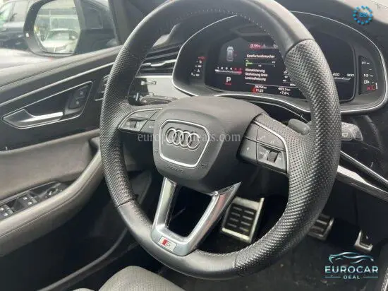 Audi SQ8