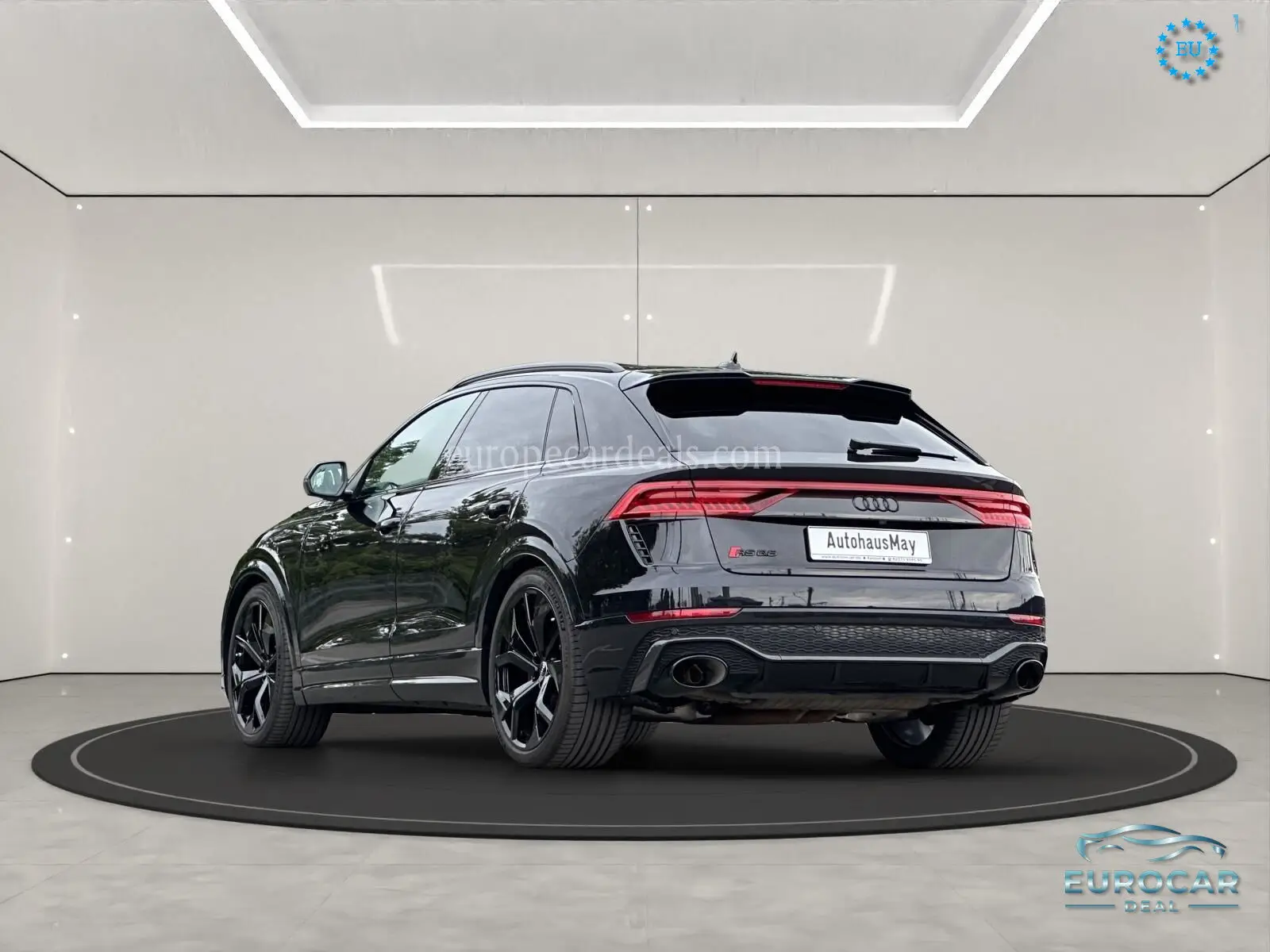 Audi RSQ8